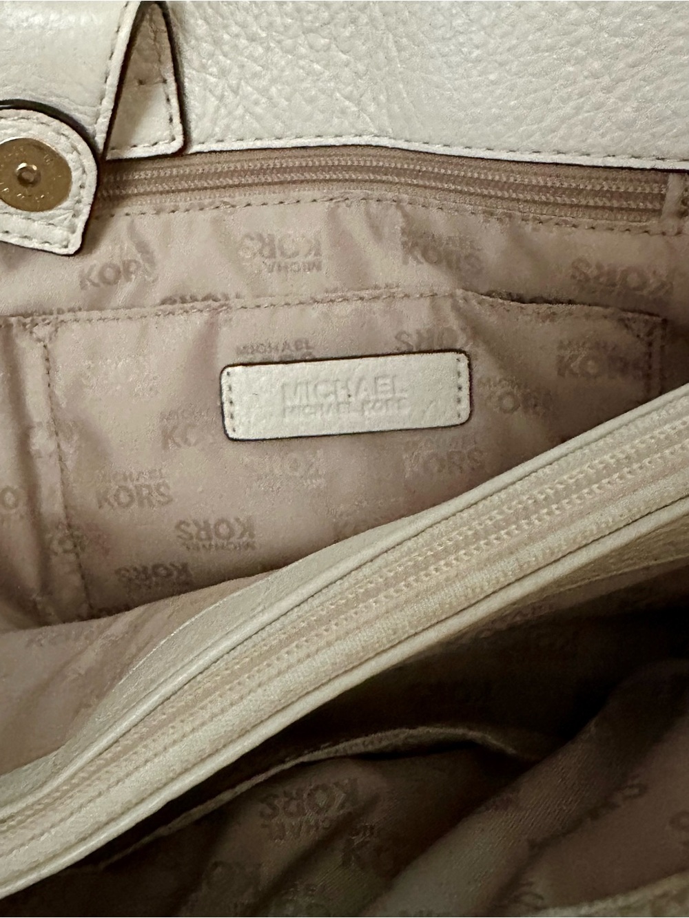 Michael Kors Cream Leather Tote - Shoulder Bag Gold Hardware - Picture 11 of 11